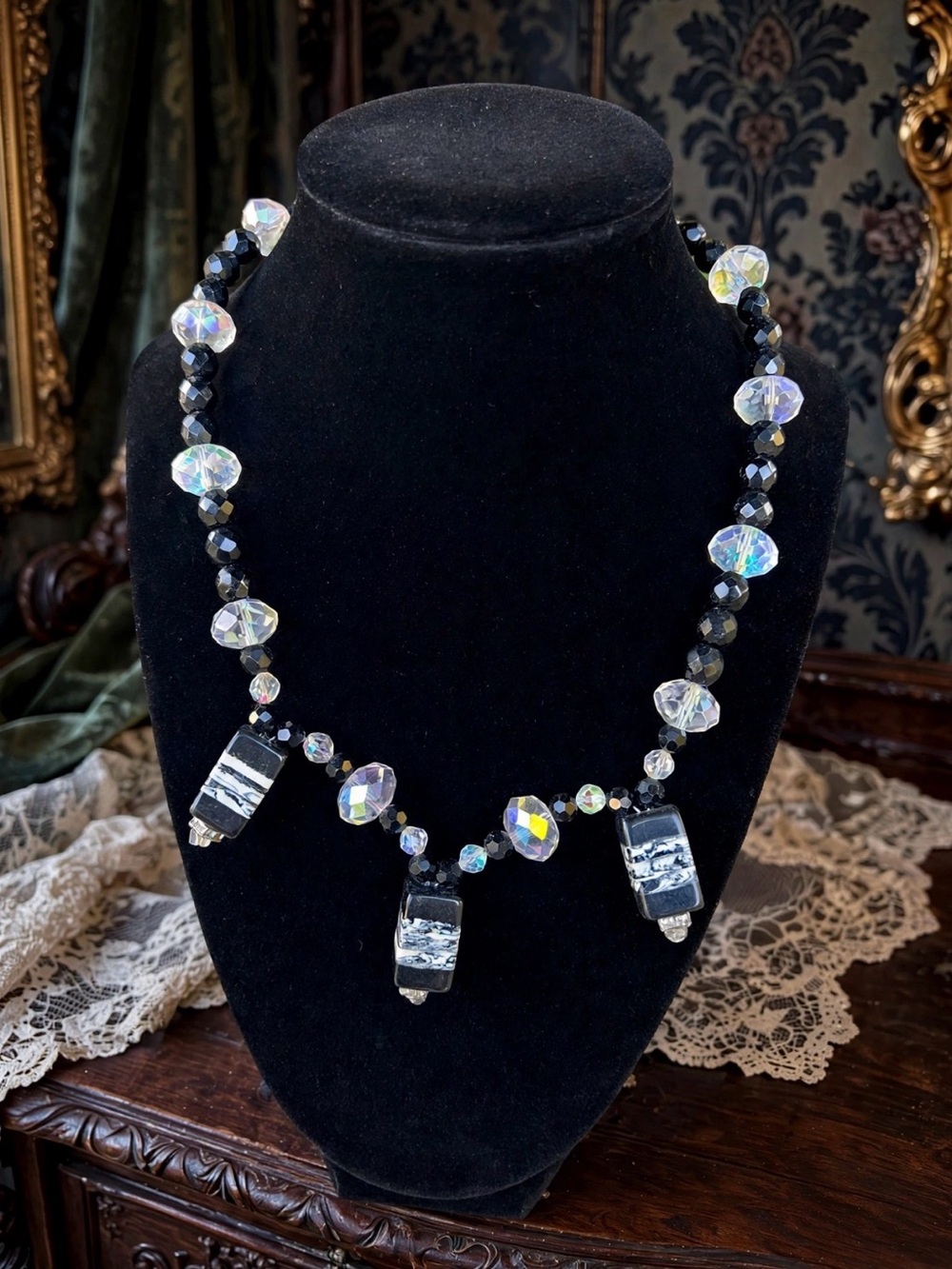 Elegant Black and Crystal Beaded Pendant Necklace